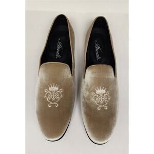 Amali Mens Velvet Tan Loafer Size US10.5